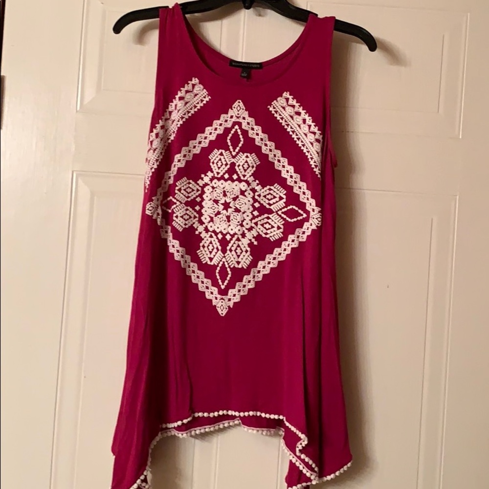 Sleeveless dressy tank